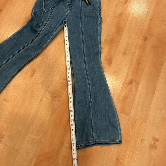 Express women’s Bell Flare Jeans Size OS Super High Rise Tie Waist Stretch Blue - Picture 4 of 8